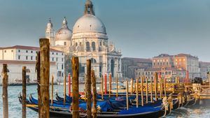 La UNESCO incluirá a Venecia en su lista de patrimonio en peligro y exige que implanten un "turismo sostenible"