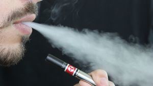 El Gobierno venezolano prohíbe el uso del vapeo con cigarrillos electrónicos