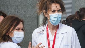 El incremento de coronavirus lleva a un hospital valenciano a volver a la mascarilla obligatoria