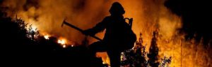 Incendio de Tenerife: el fuego avanza por la zona norte y se considera "fuera de capacidad de extinción"