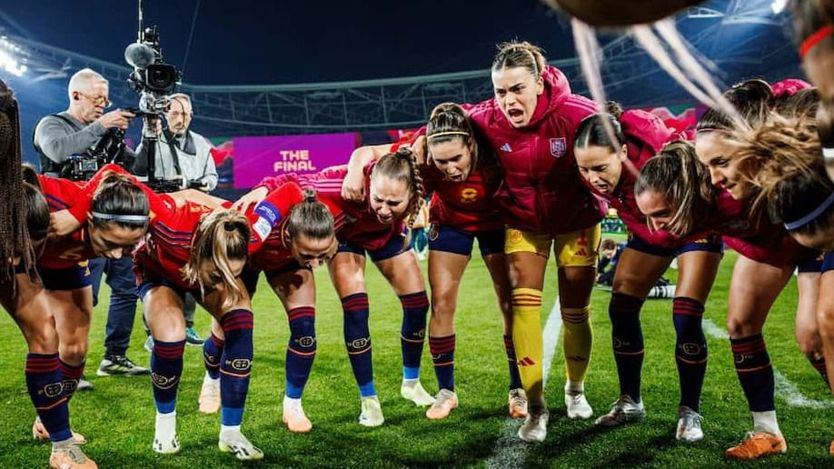 Selección española de fútbol femenino en la final en Sidney