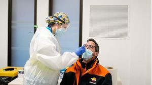 El repunte del coronavirus continúa: Madrid, Cataluña o País Vasco aumentan sus casos