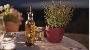 Por qué el precio del aceite de oliva se dispara a casi 10 euros/litro: las causas