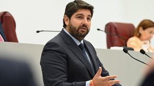 López Miras ofrece a Vox entrar en el gobierno murciano para evitar nuevas elecciones