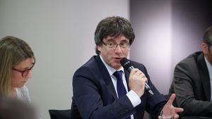 Puigdemont reclama una ley de amnistía para apoyar la investidura de Sánchez