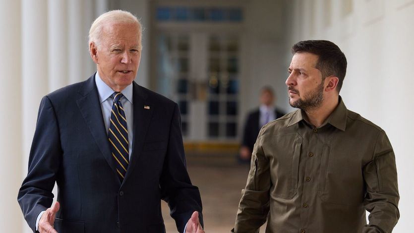 El presidente de Ucrania, Volodymyr Zelensky, con Joe Biden