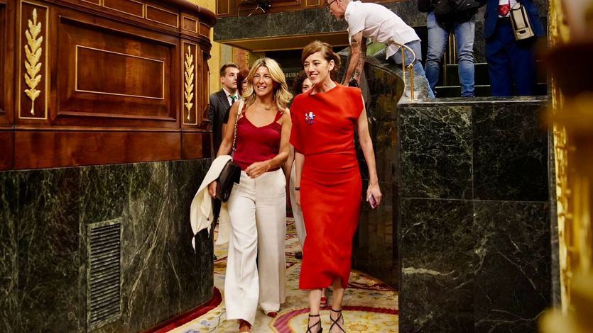 Yolanda Díaz, con Marta Lois en el Congreso