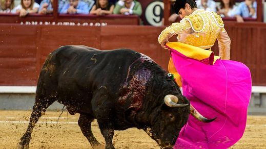 Chicuelina de Damián Castaño al toro que abrió el festejo.