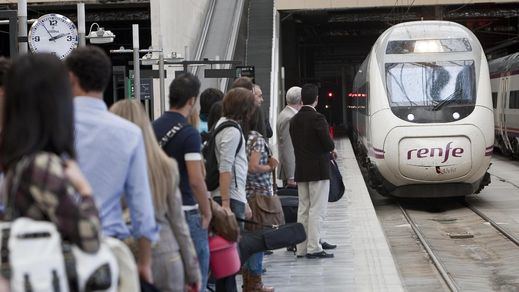 Renfe pone en circulación 4.780 trenes AVE, Avlo, Alvia, Euromed, Intercity, Avant y Regionales