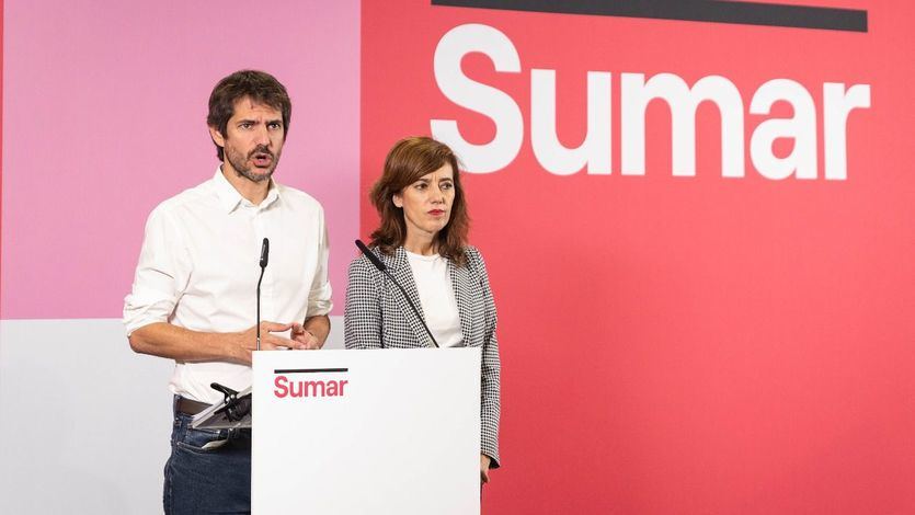 Los portavoces de Sumar, Ernest Urtasun y Marta Lois