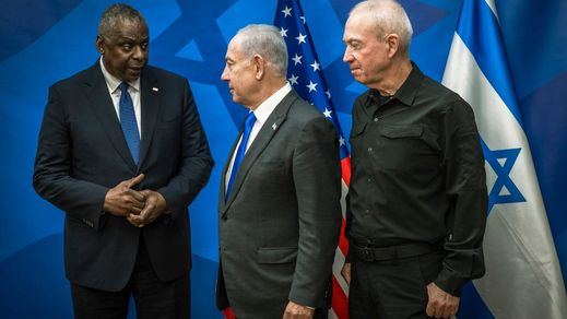 El secretario de Defensa de EEUU, Lloyd J Austin con Benjamín Netanyahu y Yoav Galant, ministro de Defensa Israelí