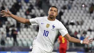 El Madrid desmiente negociaciones con Mbappé, por ahora