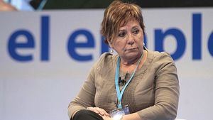 Celia Villalobos carga contra Esperanza Aguirre: "No me representa"