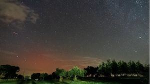 No, no es un bulo: una aurora boreal ha iluminado el cielo de Cáceres