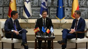 Sánchez, en visita a Israel, pide a las autoridades proteger a los civiles palestinos