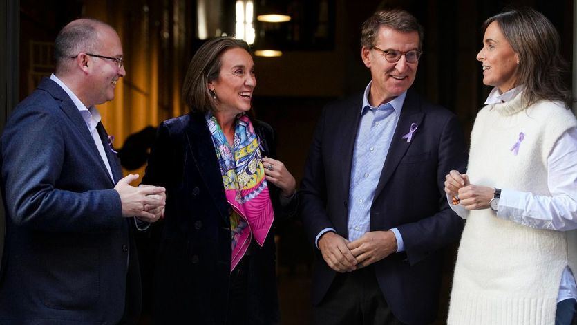 Feijóo con Cuca Gamarra, Carmen Fúnez y Miguel Tellado