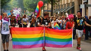 Rusia condena al movimiento LGTBI por considerarlo "extremista" y prohíbe todas sus actividades en la vía pública