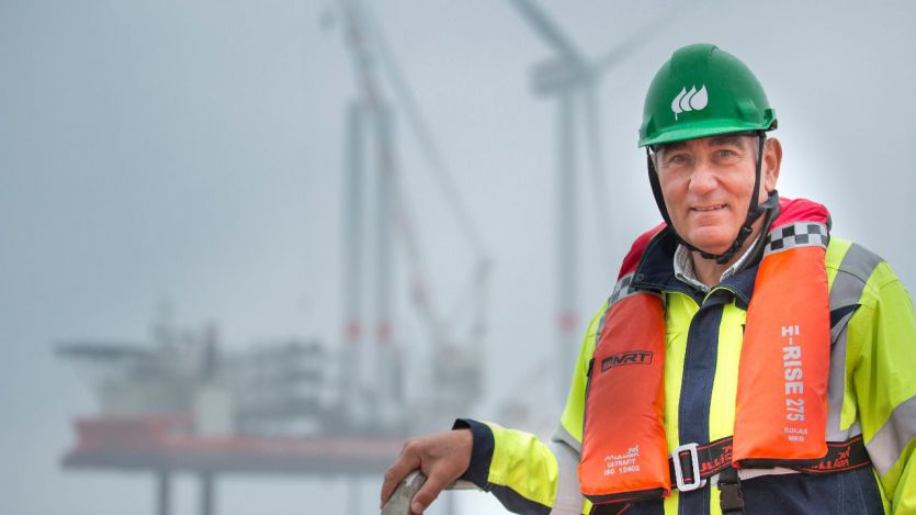 Ignacio Galán, presidente de Iberdrola, en el parque eólico marino de Saint-Brieuc, en Francia