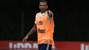 Dani Alves vuelve a cambiar de versión: ahora dice que iba borracho la noche de los hechos