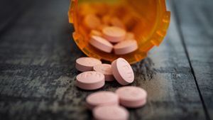 Se prescriben más opiáceos a las mujeres y presentan más riesgo de adición