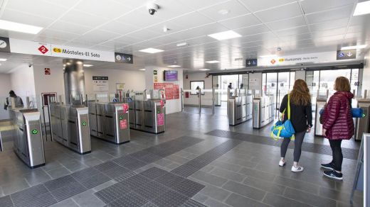 Controles de acceso en las estaciones de Cercanías de Renfe