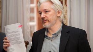 Assange, a la espera de su extradición a EEUU: "Lo que le ha pasado a Navalni puede pasarle a Julian"