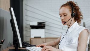 Se aprueba la Ley de Servicio de Atención a la Clientela, que reduce la espera telefónica a 3 minutos