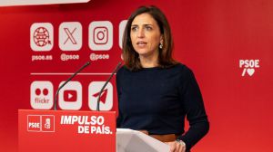 El PSOE blinda a Armengol y recuerda que ni siquiera está mencionada en el auto sobre el 'caso Koldo'