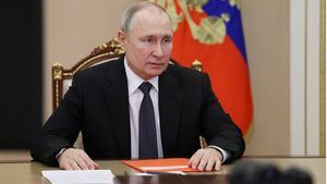 Comienzan las elecciones en Rusia sin oposición real a Putin