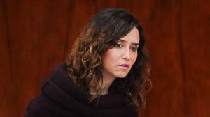 Ayuso acusa al Gobierno de estar "acorralado con escándalos" de la mujer de Sánchez
