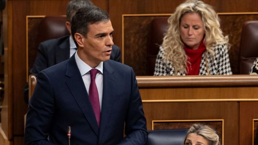 Sánchez y las vicepresidentas del Gobierno, en el Congreso