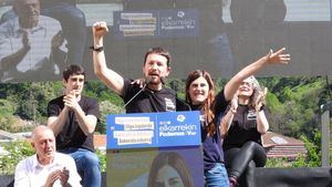 Iglesias entra en la campaña electoral vasca: "Es posible una Euskadi que no esté gobernada por el PNV"
