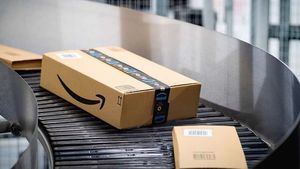 Escándalo empresarial: Amazon tenía empleados en compañías rivales que espiaban para ellos