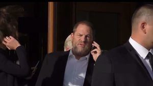Un tribunal de Nueva York anula una de las condenas por violación a Harvey Weinstein: se repetirá el juicio
