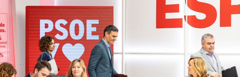 Sánchez preside una Ejecutiva del PSOE