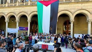 La acampada en la Universidad de Barcelona de apoyo a Palestina, en peligro por las elecciones