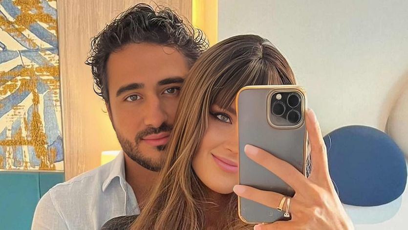 Alvise, con su pareja, en una foto en redes sociales