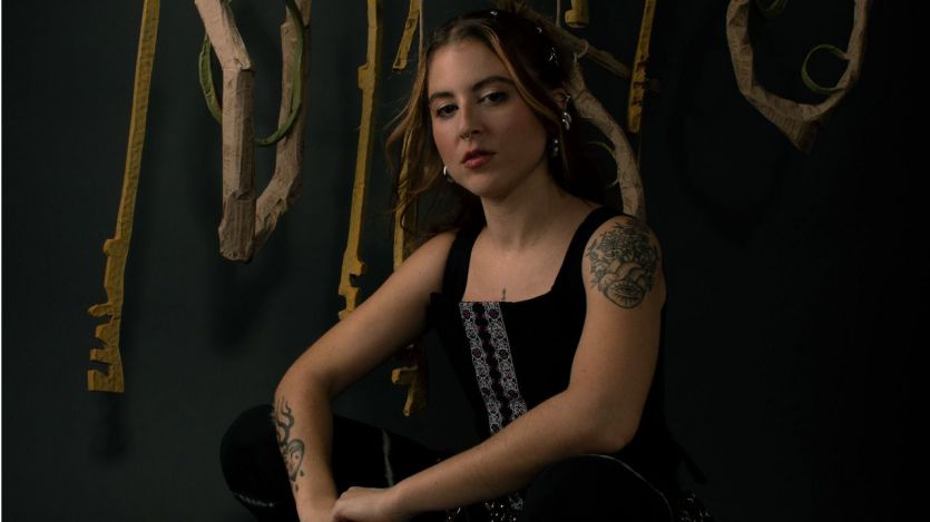 La Otra presenta 'Asesina', cuarto adelanto de su nuevo álbum (disfrute del videoclip y de una entrevista exclusiva)