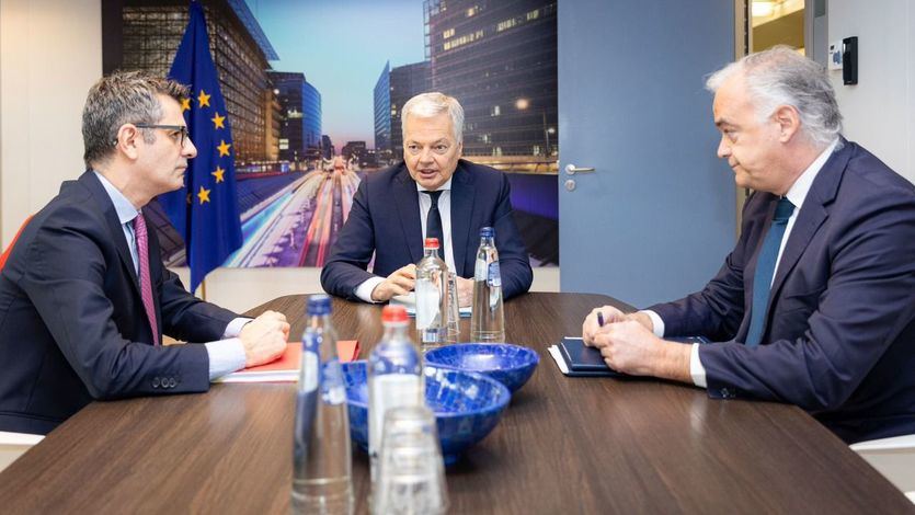 Didier Reynders, con Bolaños y González Pons