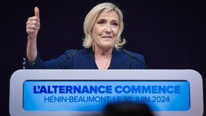 Gana la ultraderecha en Francia pero con menos empuje del esperado y una fuerte izquierda como rival