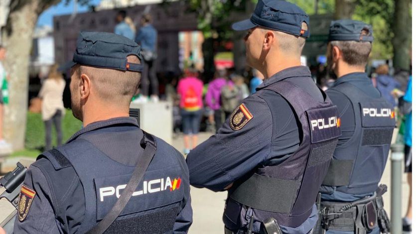 Foto de archivo de varios agentes de la Policía Nacional