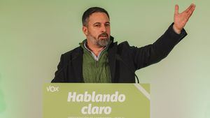 Divorcio en la derecha: Vox da por rotos los acuerdos con el PP tras aceptar el reparto de menores