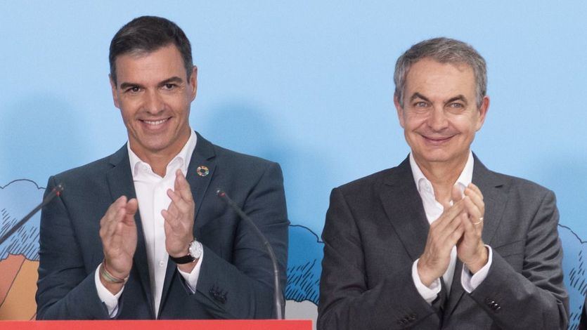 Líderes socialistas en la presentación de la exposición '40 años de democracia, 40 años de progreso'