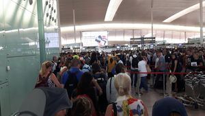OCU explica los pasos para reclamar la cancelación o el retraso de un vuelo