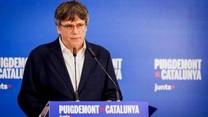 La Policía confirma una "estructura piramidal" en la "trama rusa" del 'procés' con Puigdemont a la cabeza