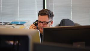 Frenazo en el empleo: el paro sólo baja en julio en 10.830 personas y la Seguridad Social apenas gana cotizantes
