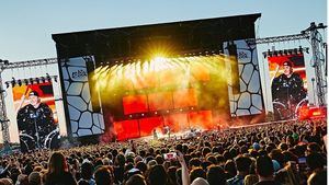 OCU denuncia a 7 festivales de música por malas prácticas: comisiones abusivas, no entrar con comida...