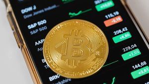 La caída en bolsa afecta también al Bitcoin, que pierde una tercera parte de sus máximos históricos