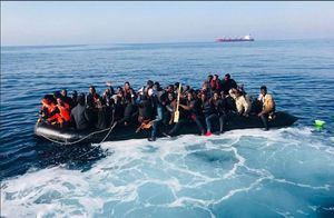 La crisis migratoria alcanza a Baleares: llega a Ibiza una patera con 101 personas