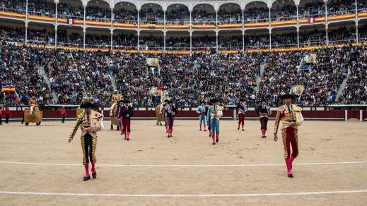 Perera y De Justo hicieron el último paseíllo de la temporada en Las Ventas.